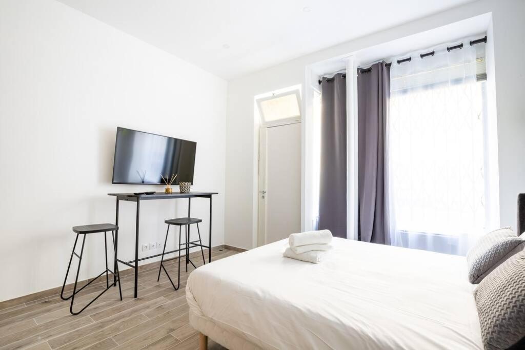 Апартаменты Hsh Ballu - Saint-Lazare Cosy Studio Париж Экстерьер фото